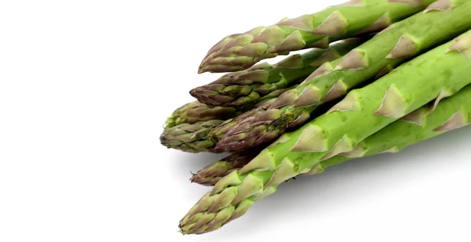 13 Asparagus Substitutes for Every Recipe and Budget